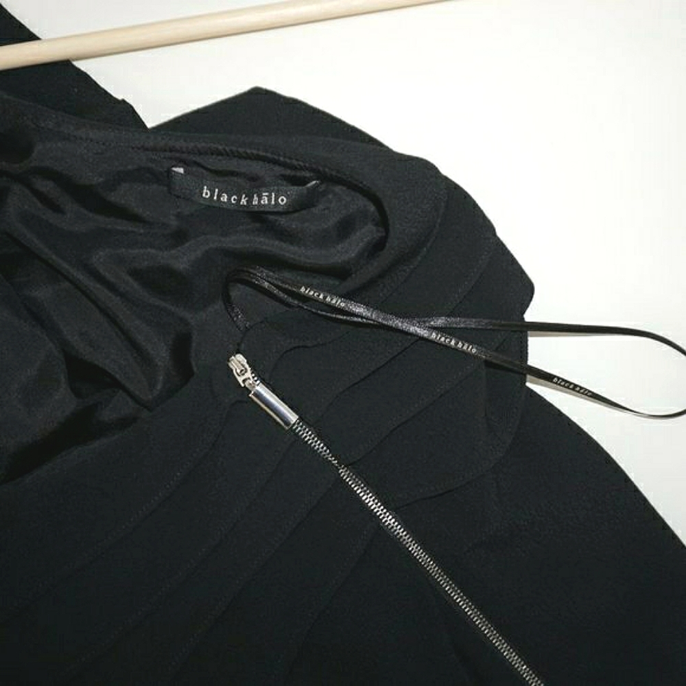 Black Halo One Shoulder Flounce Ruffle Top - Picture 4 of 6